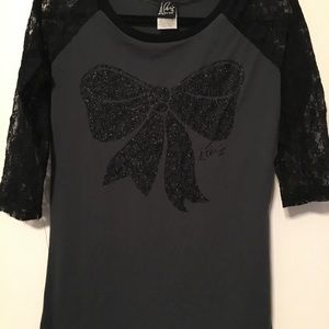 Paris Las Vegas 3/4 sleeve lace tee